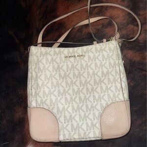 Michael Kors Crossbody